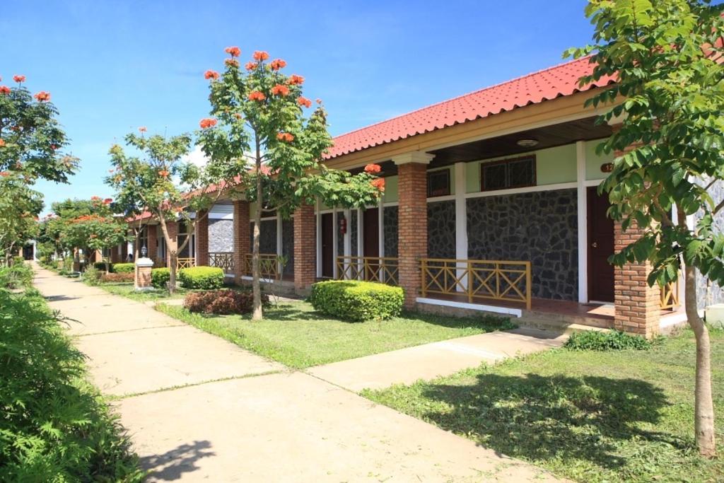 Vansana Plain Of Jars Hotel Муанг-Пхонсаван Экстерьер фото