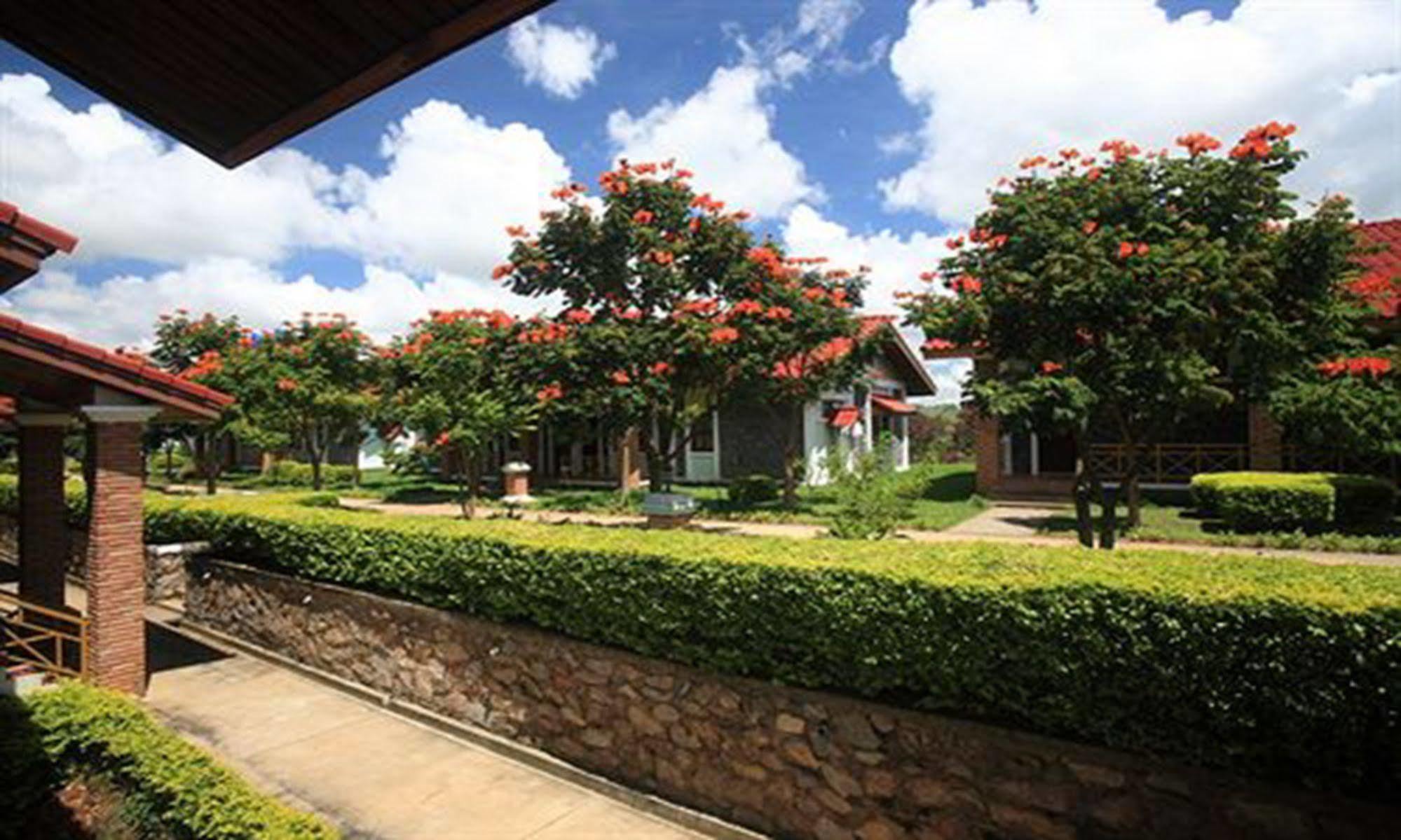 Vansana Plain Of Jars Hotel Муанг-Пхонсаван Экстерьер фото